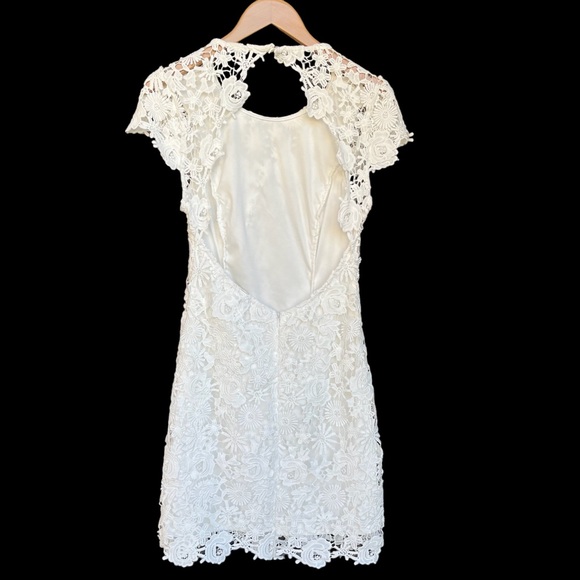 Lulus Crochet Open Back Dress Size M - Picture 3 of 7